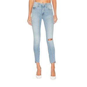 MOTHER The Looker Ankle Step Fray in Despite Differences